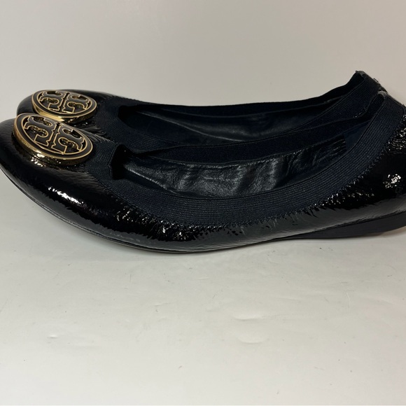 Tory Burch Black Patent Leather Caroline Logo Ballet Flats - Picture 15 of 16